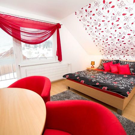 Apartmanovy Dom Adriana Zuberec Exteriör bild
